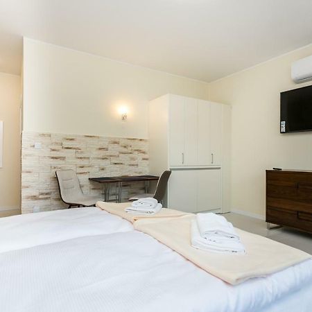 Apartamenty Dom Saski 10 Minut Od Centrum Warszawy วอร์ซอ ภายนอก รูปภาพ