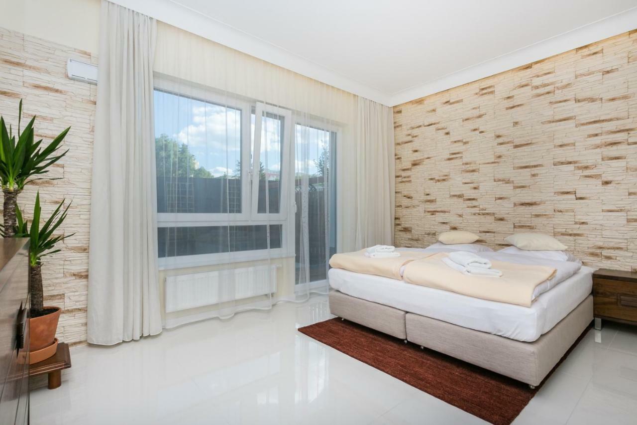 Apartamenty Dom Saski 10 Minut Od Centrum Warszawy วอร์ซอ ภายนอก รูปภาพ