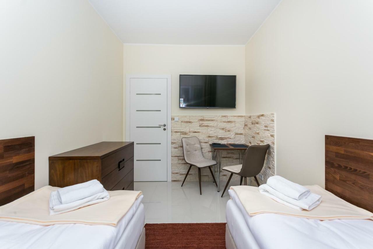 Apartamenty Dom Saski 10 Minut Od Centrum Warszawy วอร์ซอ ภายนอก รูปภาพ