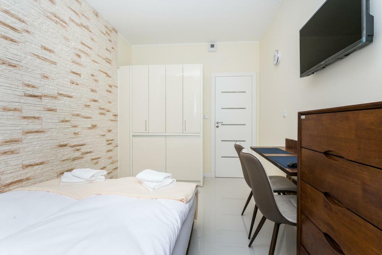 Apartamenty Dom Saski 10 Minut Od Centrum Warszawy วอร์ซอ ภายนอก รูปภาพ