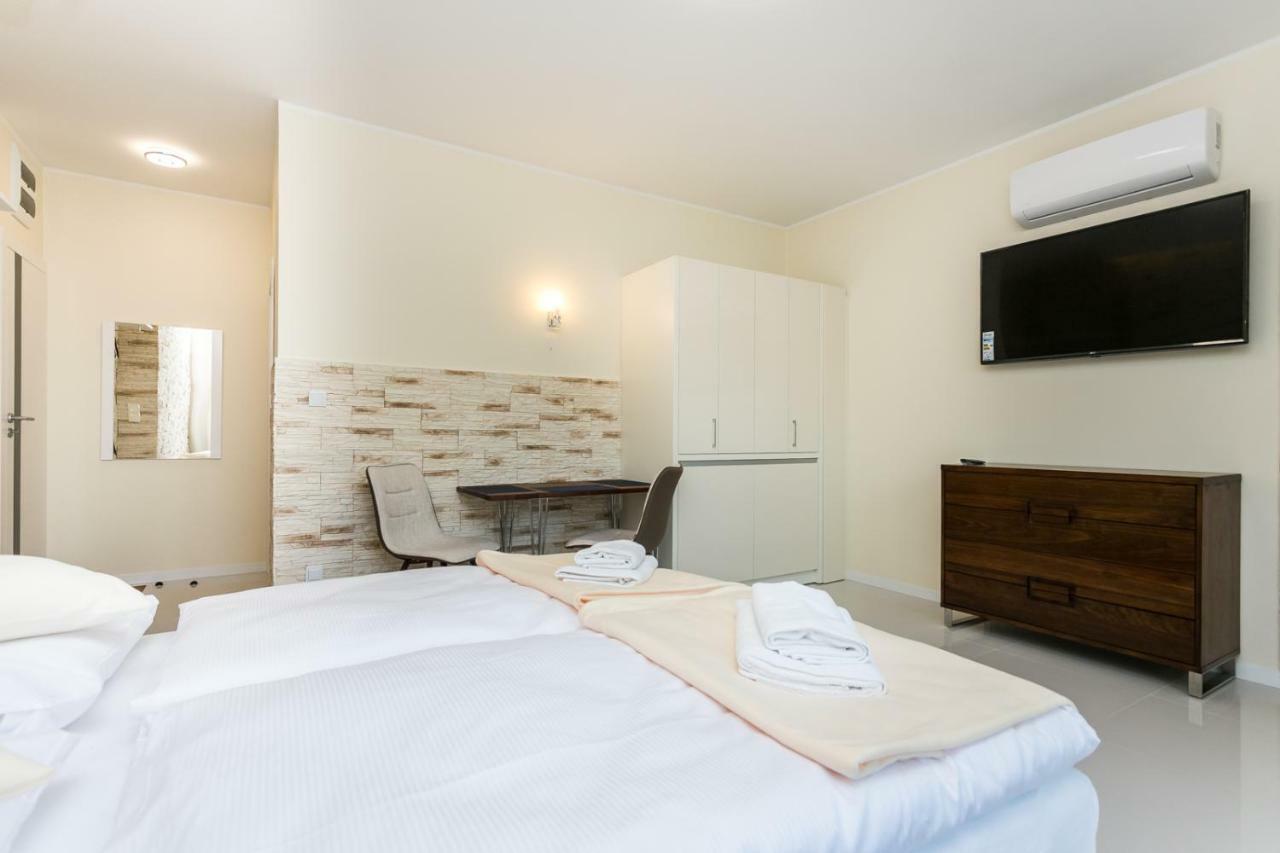 Apartamenty Dom Saski 10 Minut Od Centrum Warszawy วอร์ซอ ภายนอก รูปภาพ