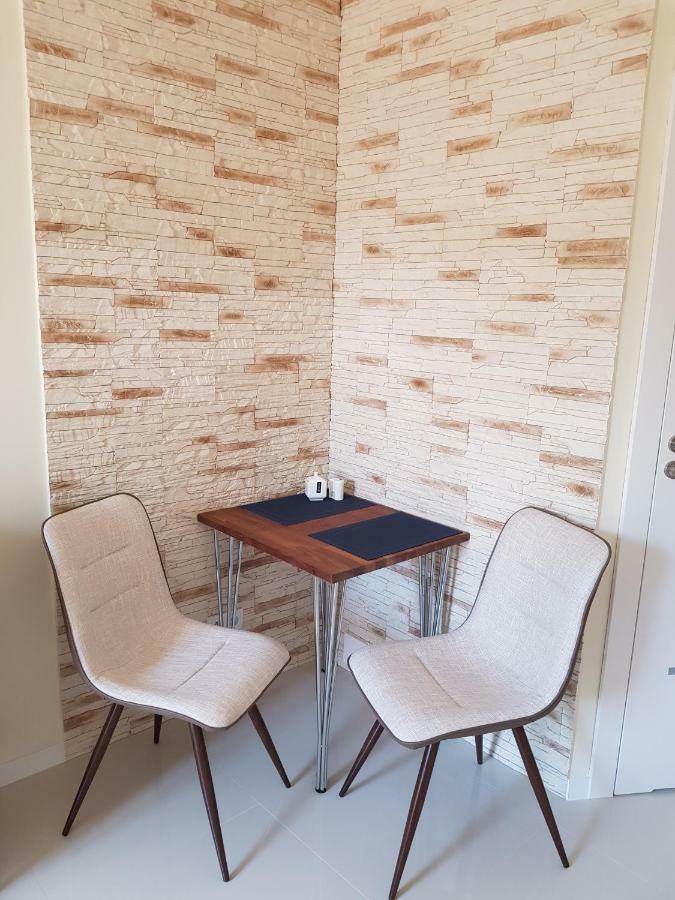 Apartamenty Dom Saski 10 Minut Od Centrum Warszawy วอร์ซอ ภายนอก รูปภาพ