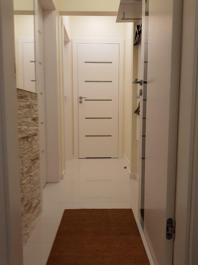 Apartamenty Dom Saski 10 Minut Od Centrum Warszawy วอร์ซอ ภายนอก รูปภาพ